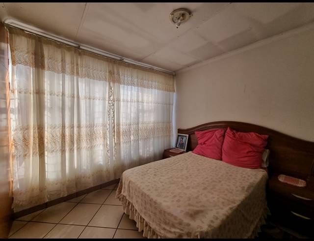 3 BEDROOM APARTMENT BLOCK FOR SALE IN SONLAND PARK
